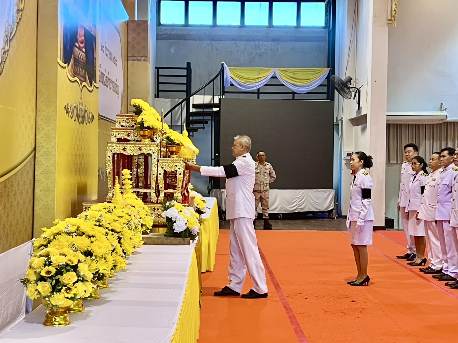title - ร่วมประกอบพิธีวางพานพุ่มดอกไม้และถวายราชสดุดี เนื่องในวันสมเด็จพระเจ้าตากสินมหาราช ประจำปี 2568